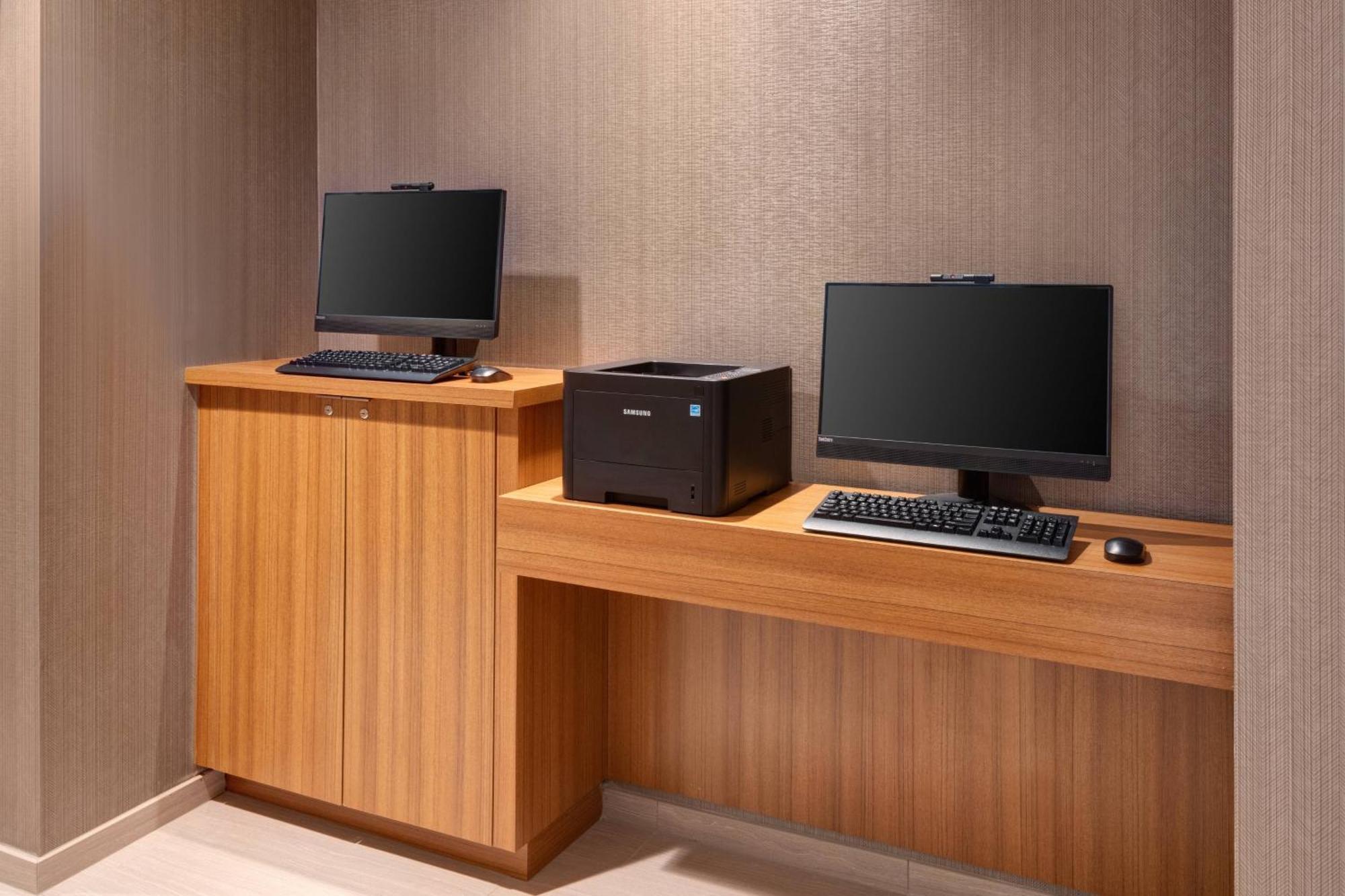 Springhill Suites By Marriott Tifton Bagian luar foto